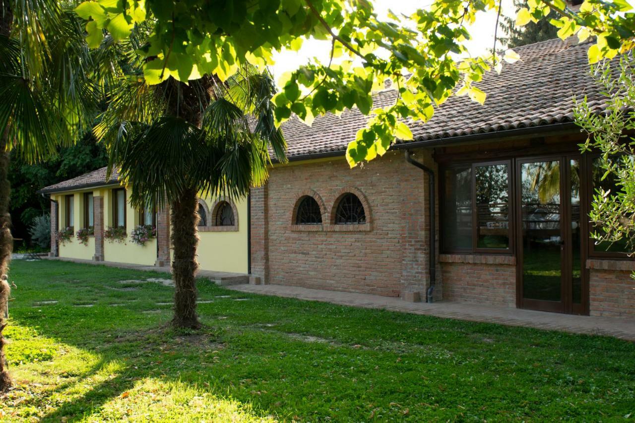 Agriturismo La Bicocca Sermide Exterior foto